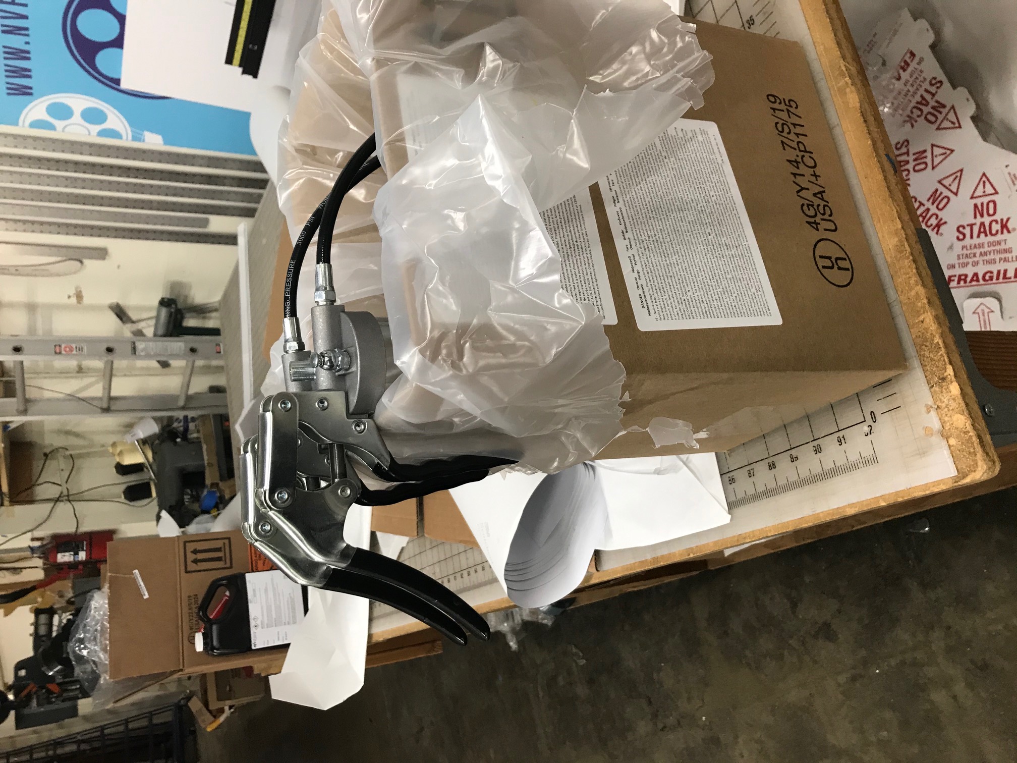 VUTEk Grease Gun Storage Tip